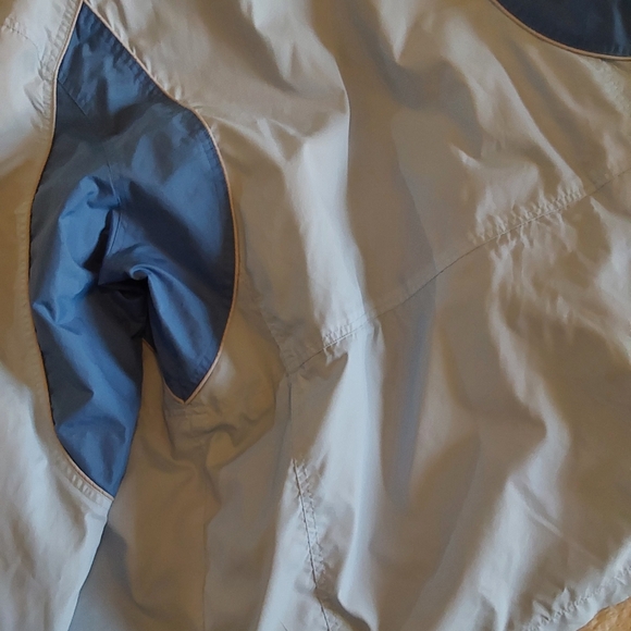 🌺 Like New Ladies Prospirit Nylon Windbreaker Jacket - Picture 15 of 16